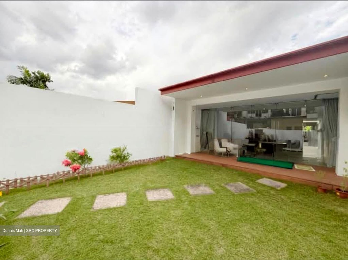 Bartley Rise Estate (D19), Terrace #592140181